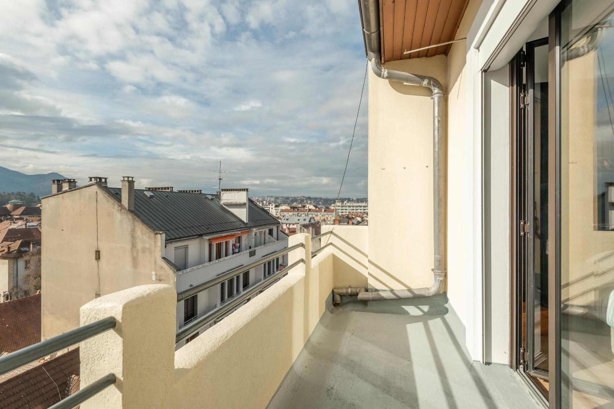 Le Beau Marcy - Contemporary City Centre Flat Annecy Bagian luar foto