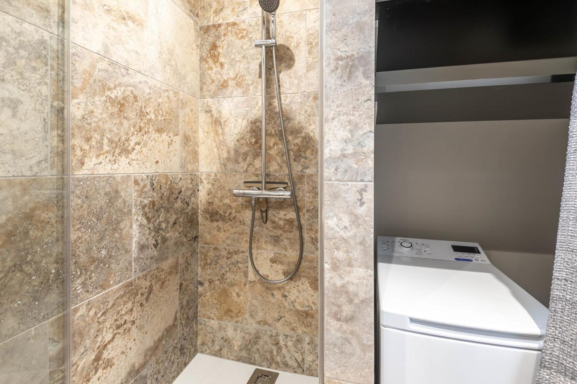 Le Beau Marcy - Contemporary City Centre Flat Annecy Bagian luar foto