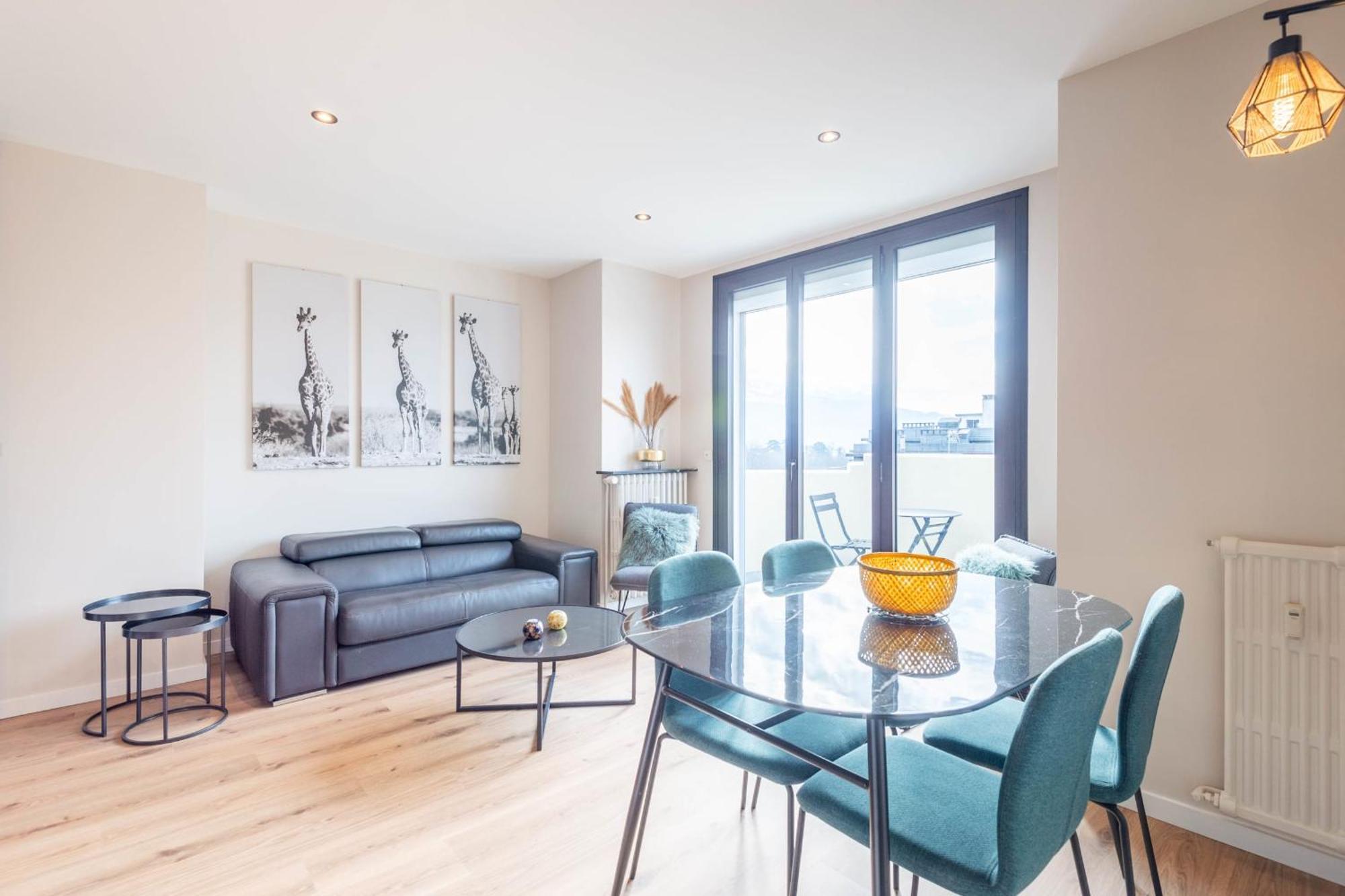 Le Beau Marcy - Contemporary City Centre Flat Annecy Bagian luar foto
